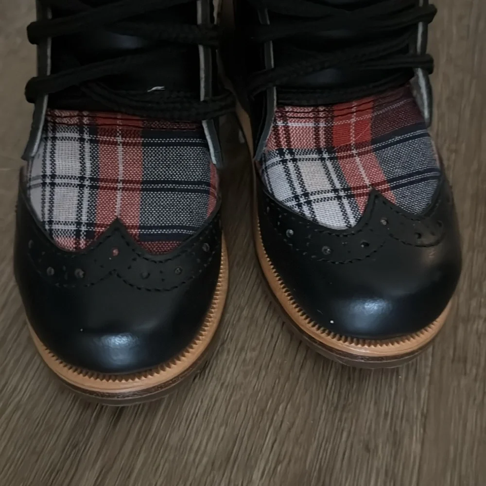 Humble Soles Leather Oxford Style Shoes Loafers Black Red Plaid Size 21 Size 5.5